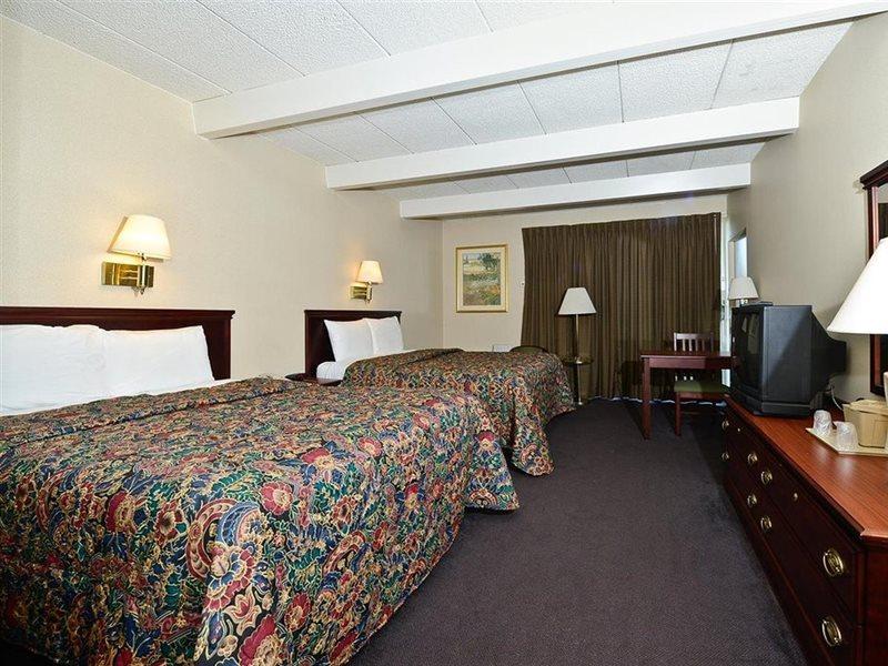 America'S Best Value Inn Phillipsburg Ийстън Екстериор снимка
